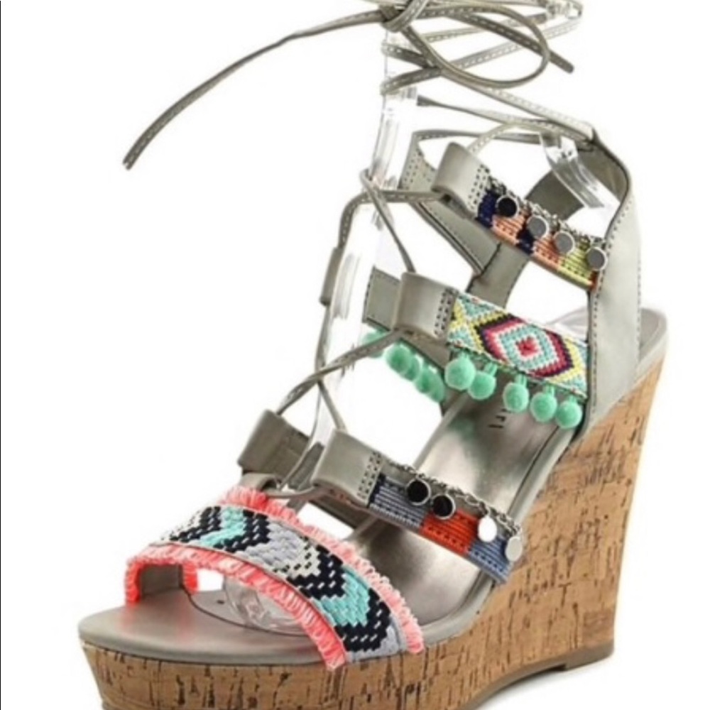 EUC Madden Girl Pom Embellished Wedges